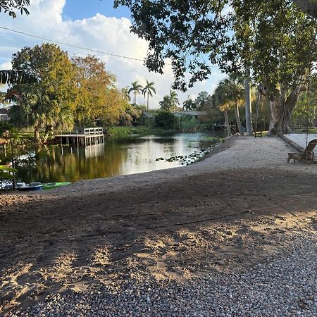Unwind Island Villa West Palm Beach Buitenkant foto
